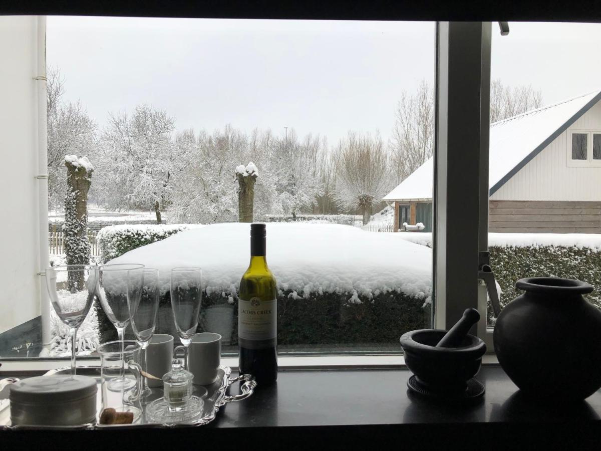 B&B De Tol Hulst Bagian luar foto