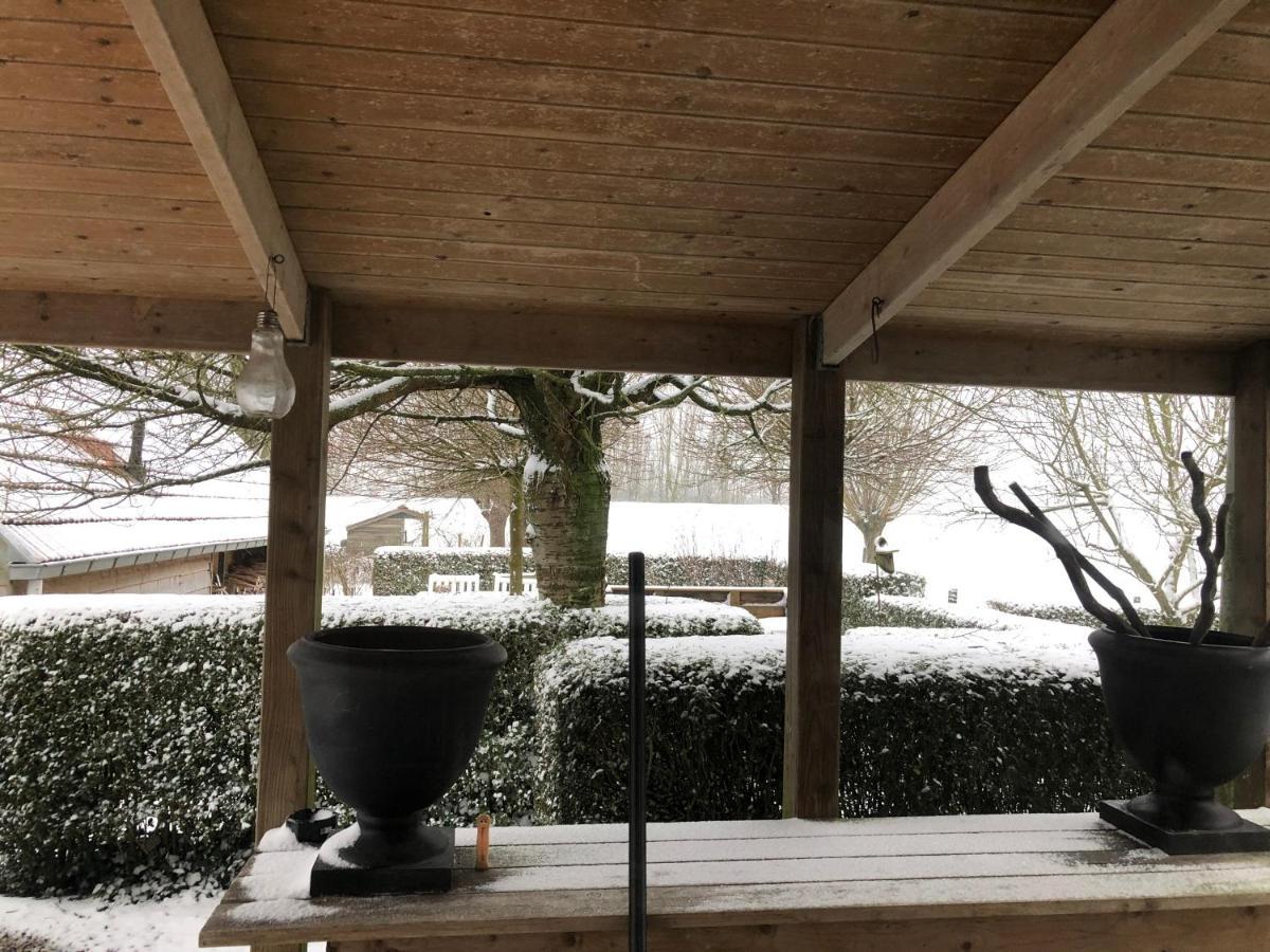 B&B De Tol Hulst Bagian luar foto